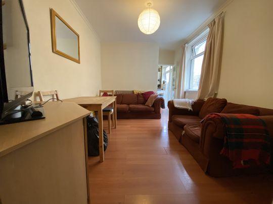 Clun Terrace, Cathays - Photo 1