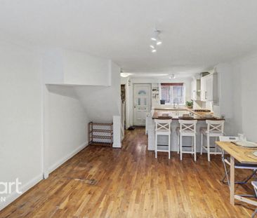 2 bedroom end of terrace house to rent - Photo 2