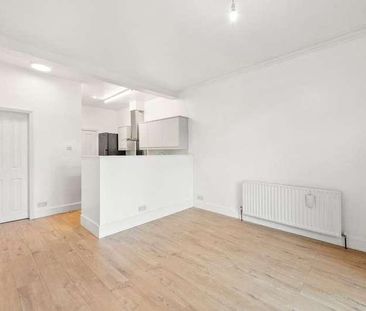 Milton Road, Hanwell, London, W7 - Photo 4