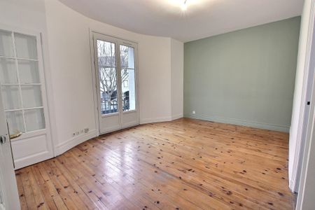 Location Appartement 3 pièces 78m² CHAMALIERES 63400 - Photo 2