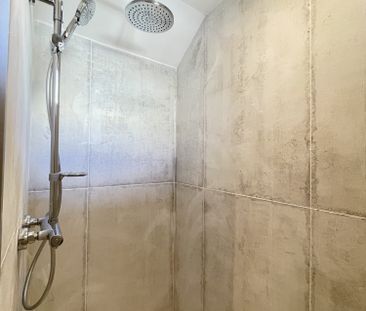 Location Appartement 2 pièces 40m² BORDEAUX 33000 - Photo 3