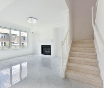 For Lease - 107 WESTOVER Crescent, Kanata, Ontario - Photo 1