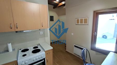 Studio/Γκαρσονιέρα για ενοικίαση Κουλέ Καφέ (Άνω Πόλη) - Φωτογραφία 4