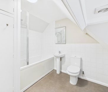 2 bedroom terraced house to rent - Photo 3