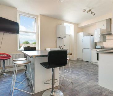 3 bedroom apartment to rent - Photo 5