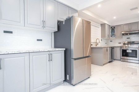 For Lease - 105 Brimorton Drive Unit# Main, Toronto, Ontario - Photo 5
