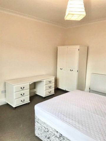 Bristol Hill, Brislington, BS4 5AA - Photo 3