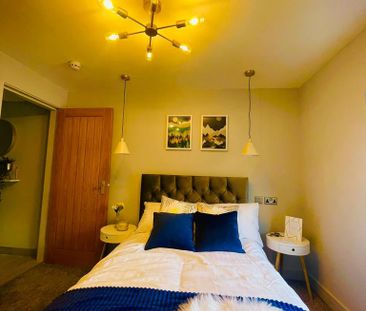 2 bedroom flat to rent - Photo 2