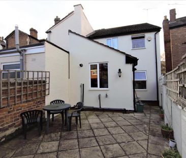 3 bedroom terraced house to rent - Photo 6