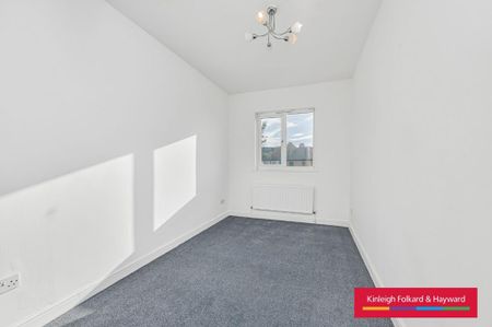 3 bedroom flat to rent - Photo 5