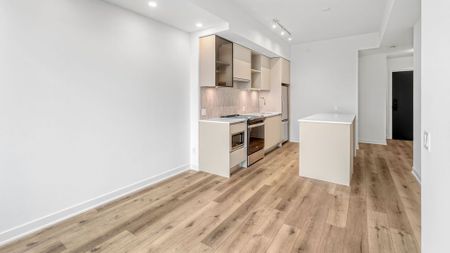 For Lease - 405 Dundas Street Unit# 306, Oakville, Ontario - Photo 4