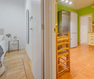 Calle de Fernán González, Madrid, Community of Madrid 28009 - Foto 4