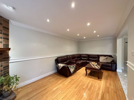 For Lease - 2366 Denvale Drive Unit# Upper, Pickering, Ontario - Photo 1