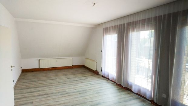 Komfortabel wohnen im Alter – helle 3-Zimmer-Wohnung mit zwei Balkonen zu vermieten - Photo 1
