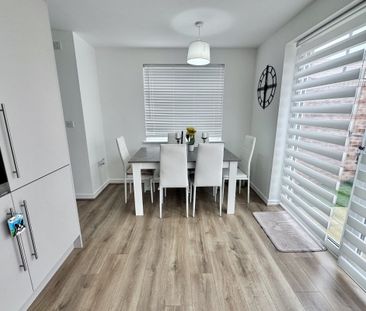 New Hills Road - Photo 1