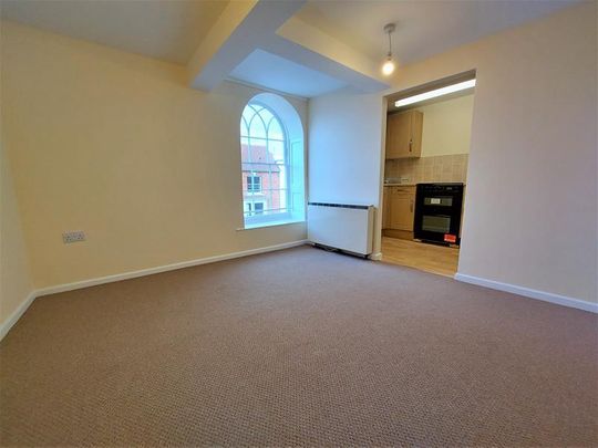 1 bedroom flat to rent - Photo 1