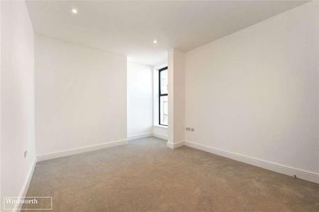 Queens Road, Worthing, West Sussex, BN11 - Photo 4