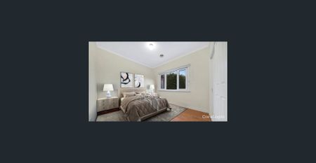 Spacious Family Home in a Prime Craigieburn Location! - Photo 4