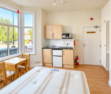 Studio to rent - Photo 4