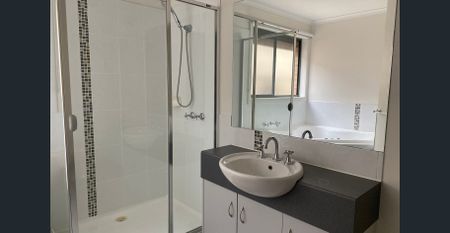 NEAT 3 BEDROOM HOME - Photo 5