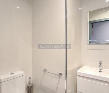 Studio to rent - Photo 6