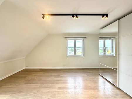 Tout savoir sur cette maison à Waterloo, à Waterloo - Photo 2