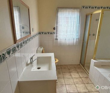 Prime Preston Location – Spacious & Convenient Living - Photo 6