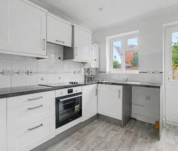 2 bedroom detached bungalow to rent - Photo 3