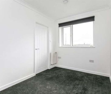 Broomley Court, Fawdon, Newcastle Upon Tyne, NE3 - Photo 2