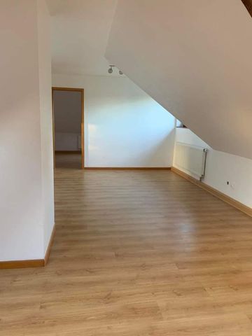 Location Appartement 3 pièces 80m² - Photo 4