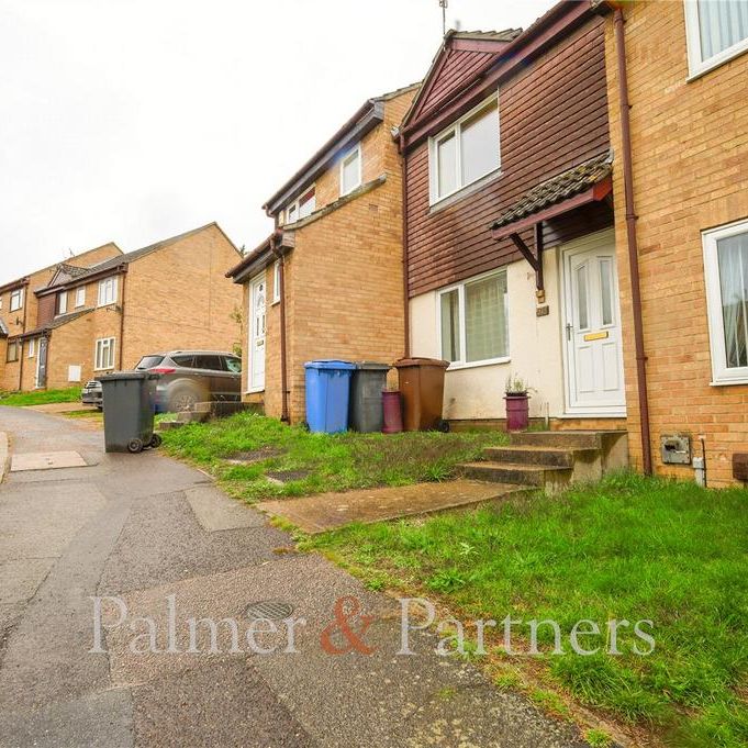 2 bedroom terraced house to rent - Photo 1