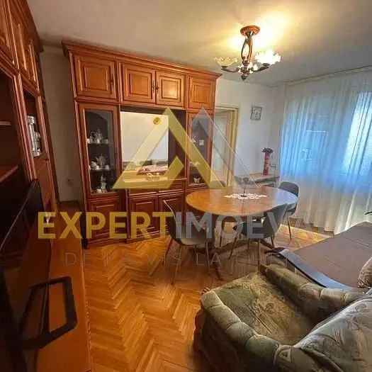 Apartament de inchiriat cu 3 camere str George Coșbuc - Fotografie 1