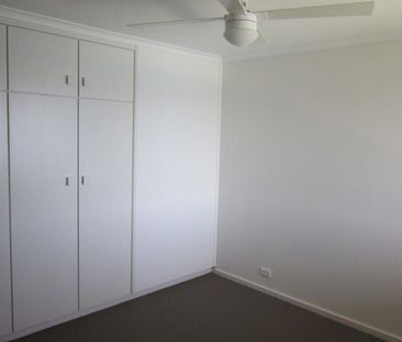 101 Brebner Drive, West Lakes - Photo 2