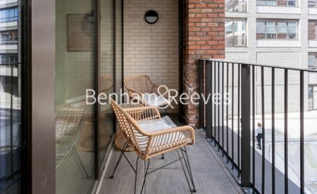 2 Bedroom flat to rent in Gorsuch Place, Nine Elms, E2 - Photo 2