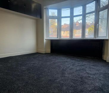 2 bedroom semi-detached house to rent - Photo 3