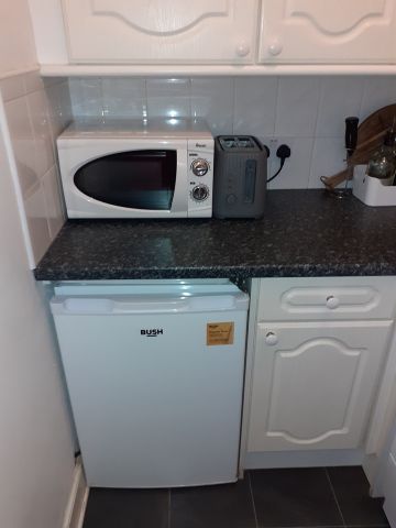 1 Bed Flat, Mcleod Street, EH11 - Photo 3