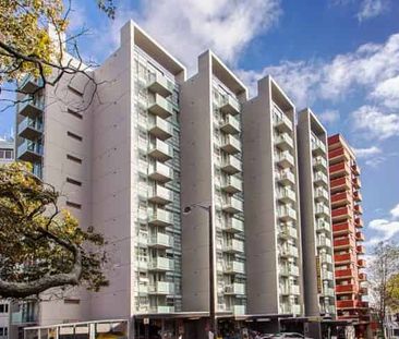 Great location apartments! - Photo 1