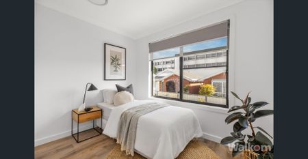 PLEASE DO NOT ATTEND THE PROPERTY BOOK YOUR ONLINE VIDEO TOUR - SEE THE EASY 5 STEP PROCESS BELOW. Please Register To Receive Your Video Tour Link. - Photo 5