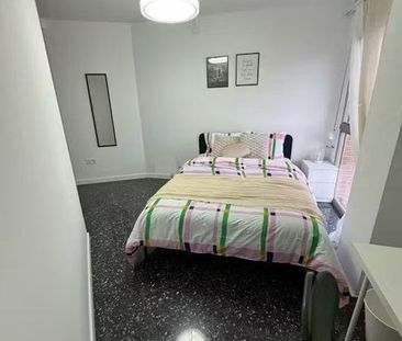 Carrer de Juan de Garay, Valencia, Valencian Community 46017 - Photo 1