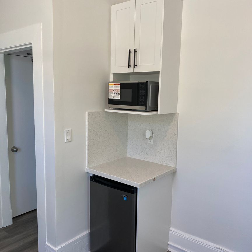 For Lease - 859 Dundas Street Unit# 9, Whitby, Ontario - Photo 1