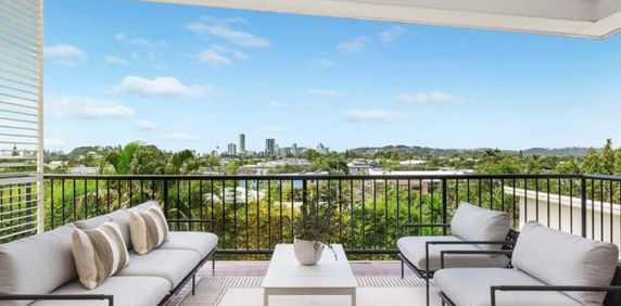 Elevated Living Meets Resort-Style Luxury in the Heart of Miami - Photo 2