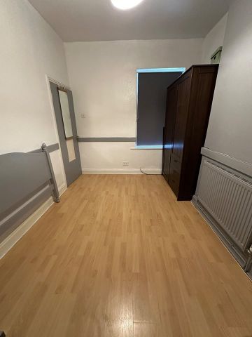 3 Bed Terraced House, Makin Street, L4 - Photo 4