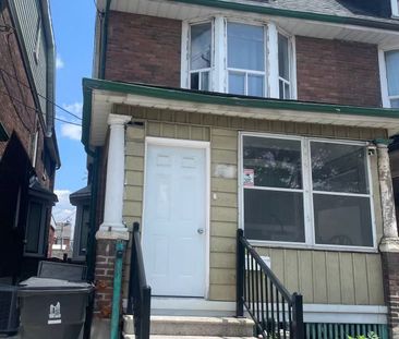 For Lease - 625 Bathurst Street, Toronto, Ontario - Photo 2