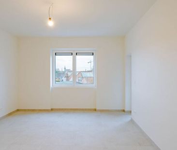 Appartement te huur in Sint-Niklaas voor € 975 met 2 slaapkamers - Photo 1