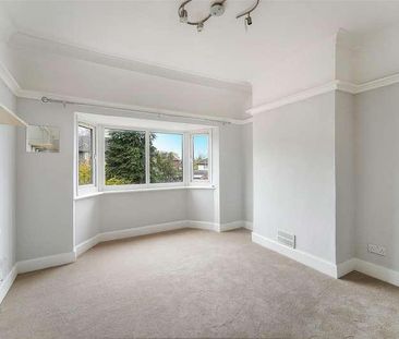 Oaks Way, Carshalton, SM5 - Photo 1