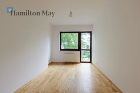 Dom jednorodzinny o powierzchni użytkowej 240 m2 z ogrodem na Wawrze - Photo 2