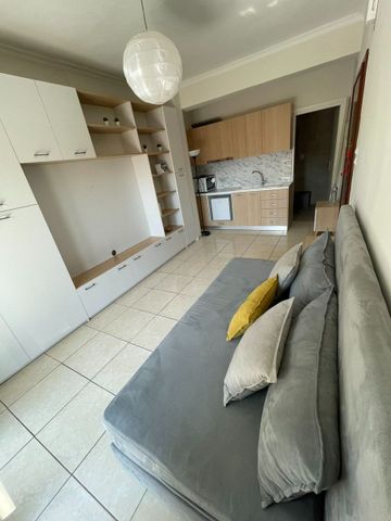 Studio/Γκαρσονιέρα για ενοικίαση - Σταυρούπολη, - Φωτογραφία 4