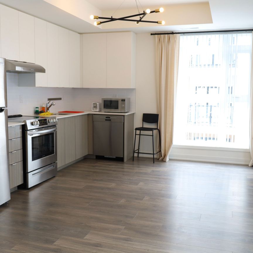 For Lease - 100 Canon Jackson Drive Unit# 201, Toronto, Ontario - Photo 1