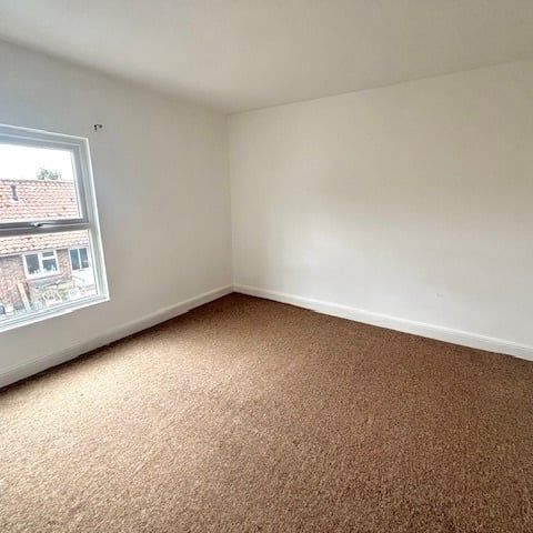 Windsor Street - Photo 1