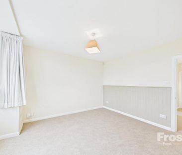 3 bedroom bungalow to rent - Photo 2